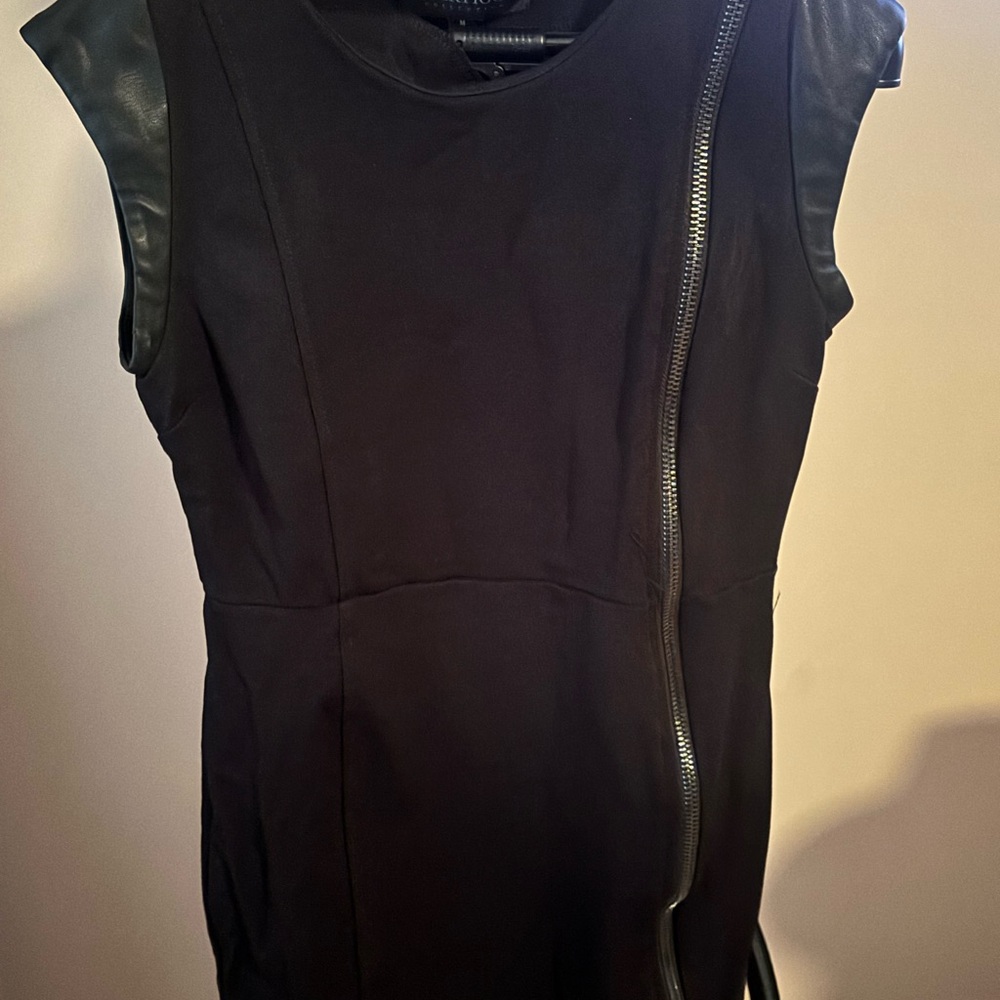 Black Sleeveless Dress with Zipper Detail